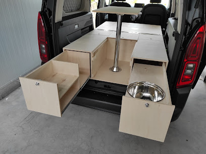 Fábrica de muebles Asturcamper en Gijón
