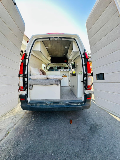 Taller de automóviles Black Camper en Santa Cruz Del Retamar