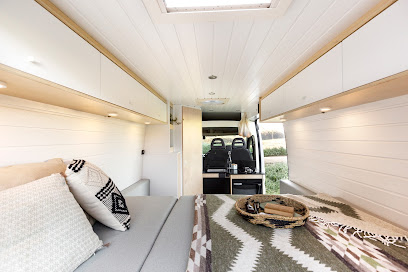 Negocio Camper Attitude. Taller De Camperización.