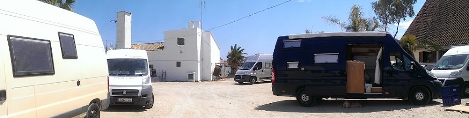 Tienda de suministros para autocaravanas Vansicampers en El Perellonet